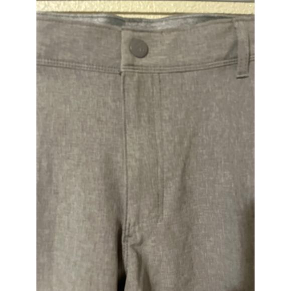 izod mens stretch shorts size 34 - Picture 2 of 8